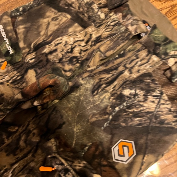 BRAND NEW Scentlock Women’s Camo Pants - Picture 2 of 2